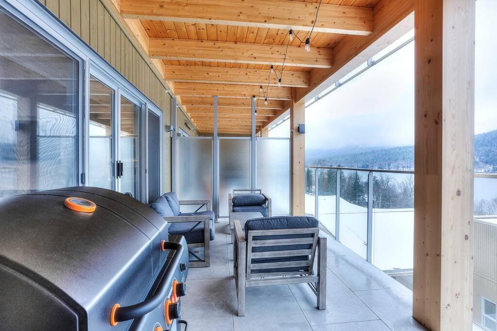 Serenity By The Slopes: Tremblant Waterfront Condo Mont-Tremblant Exterior photo